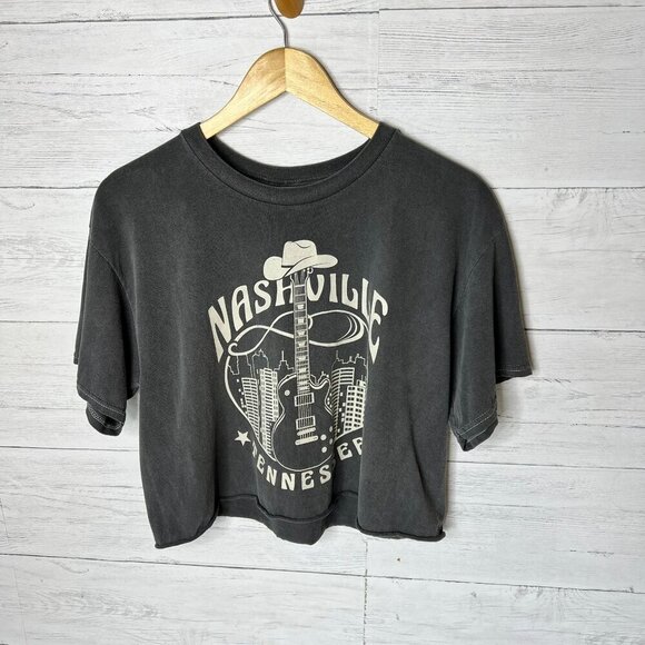Full Tilt T Shirt Womens SZ Medium Dark Gray Nashville Tennessee Guitar Cropped - Picture 3 of 11